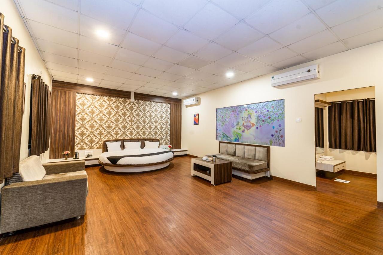 Narmada Hills Resort Omkareshwar Exterior foto