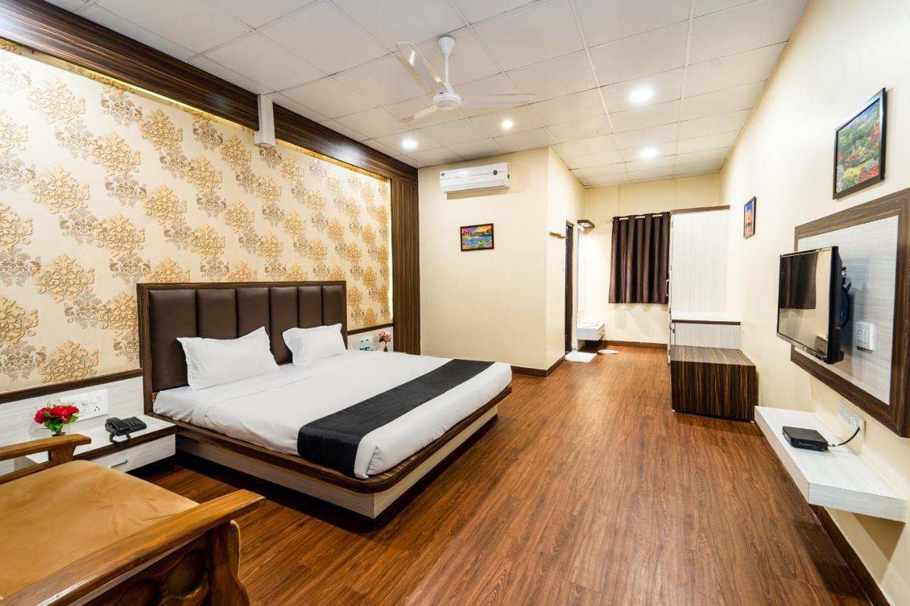 Narmada Hills Resort Omkareshwar Exterior foto