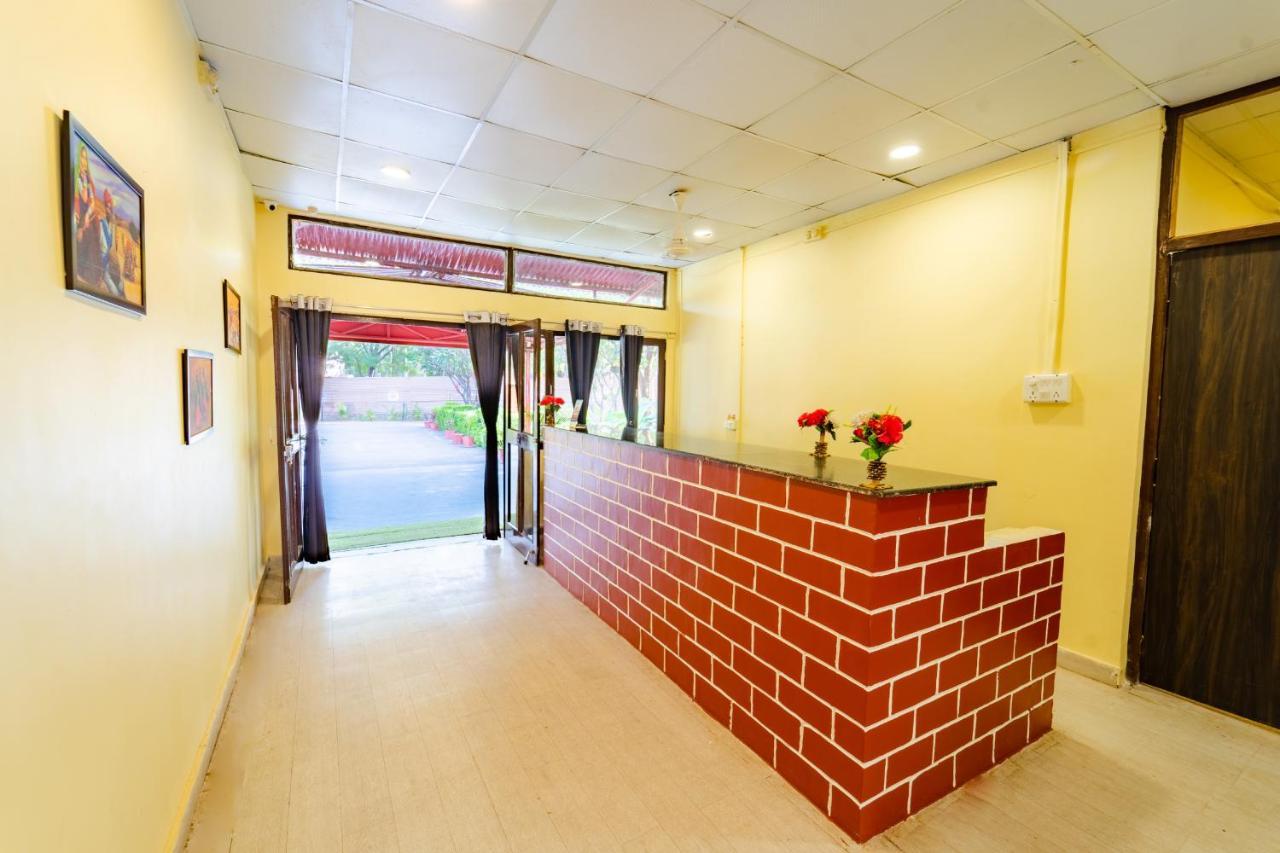 Narmada Hills Resort Omkareshwar Exterior foto