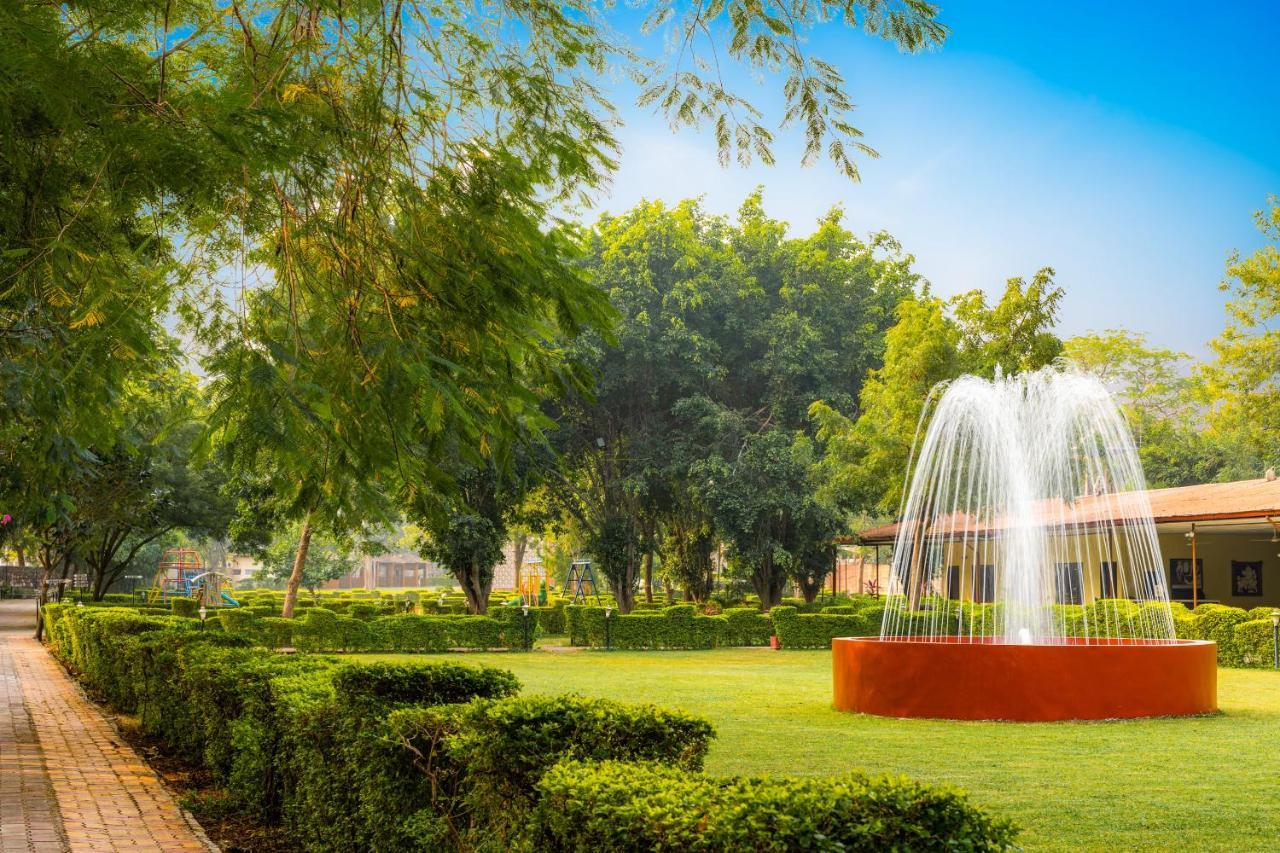 Narmada Hills Resort Omkareshwar Exterior foto