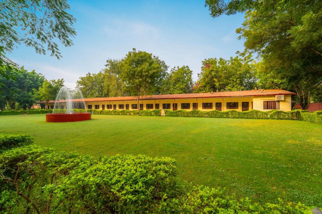 Narmada Hills Resort Omkareshwar Exterior foto