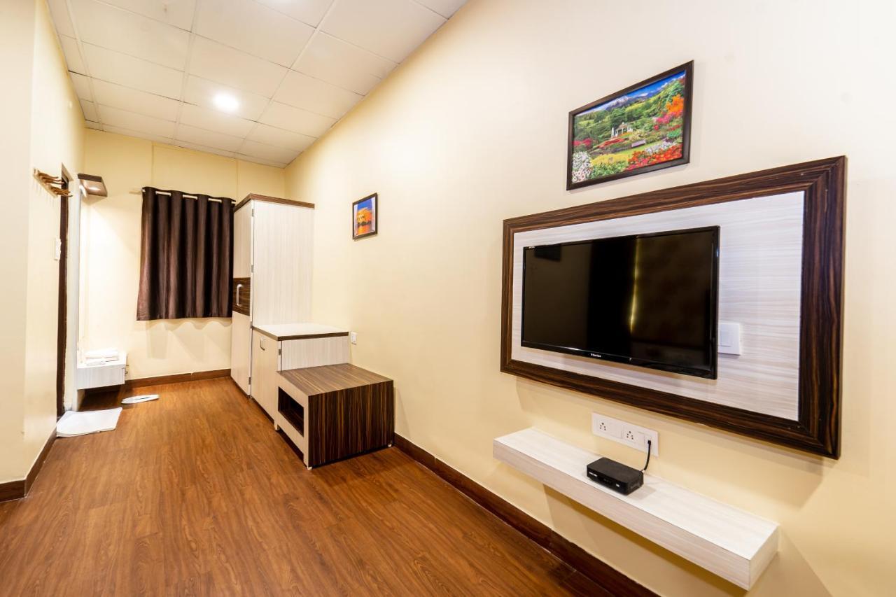 Narmada Hills Resort Omkareshwar Exterior foto
